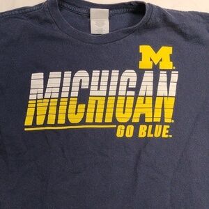 U of M youth large sized t shirt